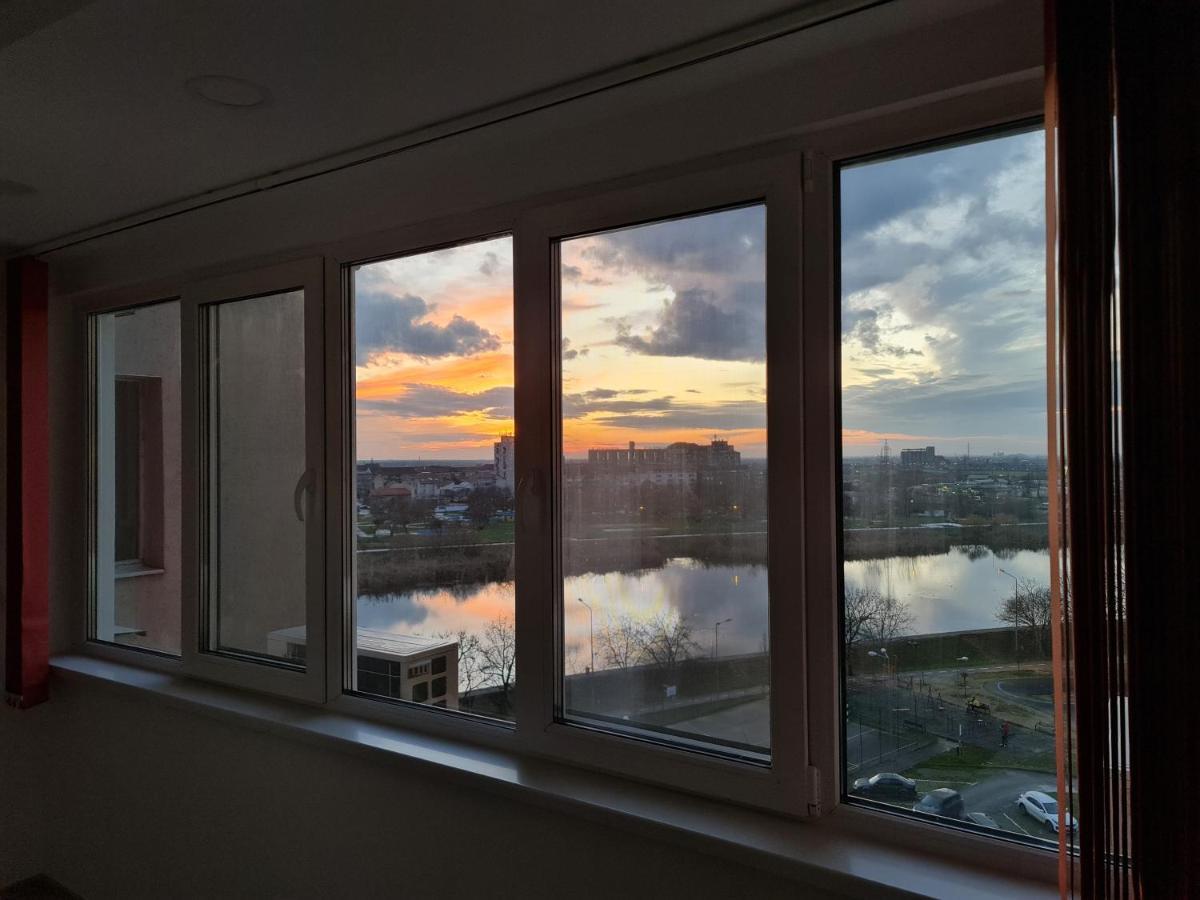 Luxury Panoramic Apartment أرادايا المظهر الخارجي الصورة